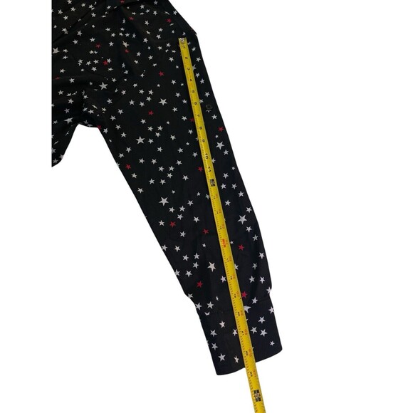 Ellen Tracy Shirt Womens Medium Black w/Red White Stars Print Button Up Roll Tab - Picture 7 of 10